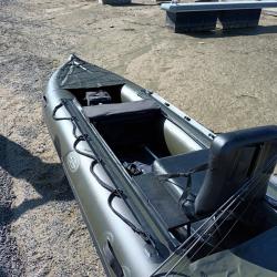 Kayak de pêche et loisirs