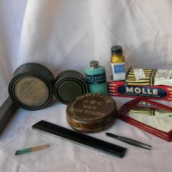 WW2 US LOT DE 11 ÉLÉMENTS D'HYGIÈNE/DIVERS DU SOLDAT MILITAIRE AMÉRICAIN ( 39-45 ) LOT 10