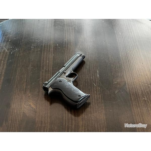 Pistolet SACM Mle 1935 A