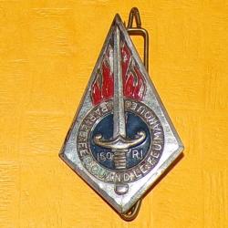 150° Régiment d'Infanterie, écu losangé, bleu foncé, peint, anneaux ,  écu losangé à une grenade ble
