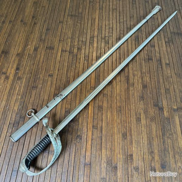 BEAU ET PAS COURANT SABRE 1882 D'OFFICIER SUPRIEUR D'INFANTERIE BALP ST ETIENNE 3 me RPUBLIQUE