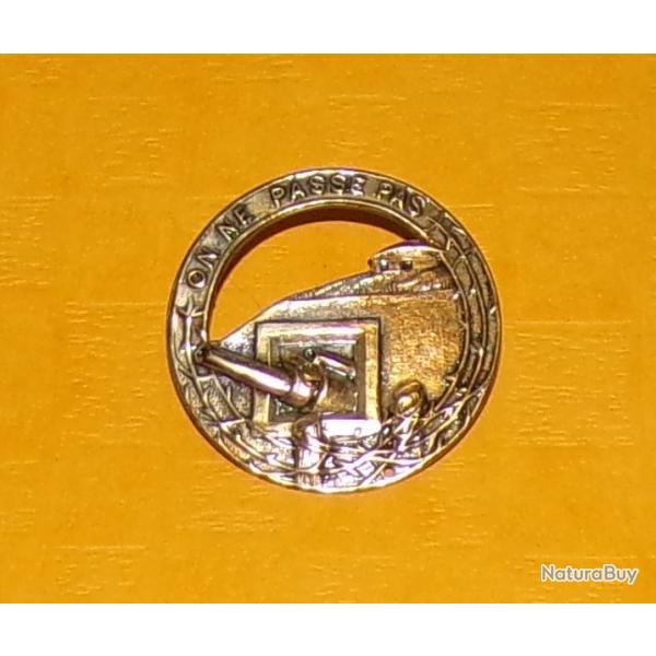 Bret Maginot, 35 mm, ajour, bronze, canon  gauche, pingle + T.d.C. , Insigne de bret de la lign