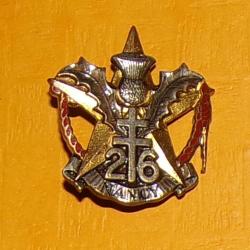26° Régiment d'Infanterie, dos guilloché, 1 pastille lisse ,chardon brochant sur une étoile dorée, s