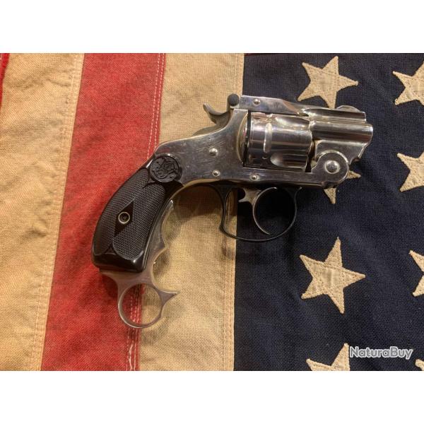Revolver Smith & Wesson DA calibre 38 SW "subnose"