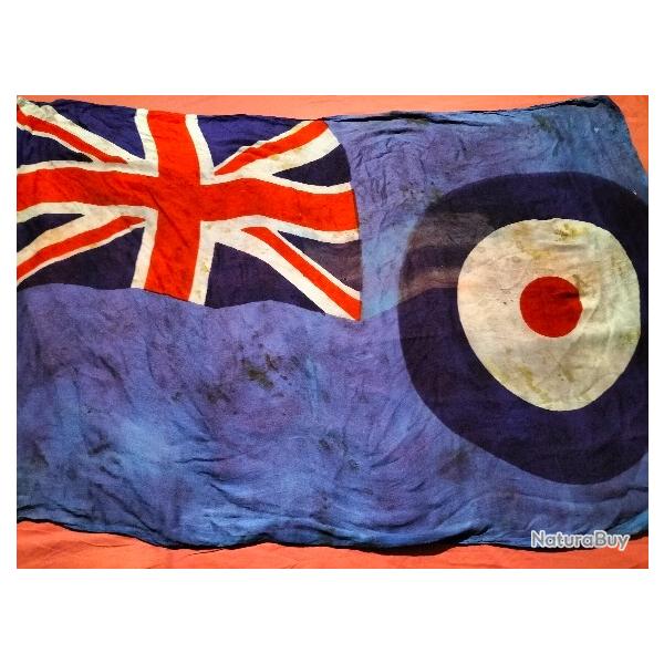 Drapeau pour un pilote de la R.A.F. de la seconde guerre mondiale en T.B.E.