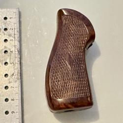 Crosse en Bakélite pour revolver Arminius