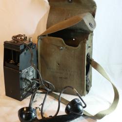 US ARMY - téléphone de campagne excellent état étui canvas tissus ref JLB25TPH002