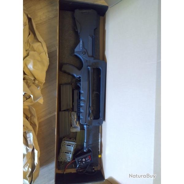 FAMAS Cybergun Airsoft