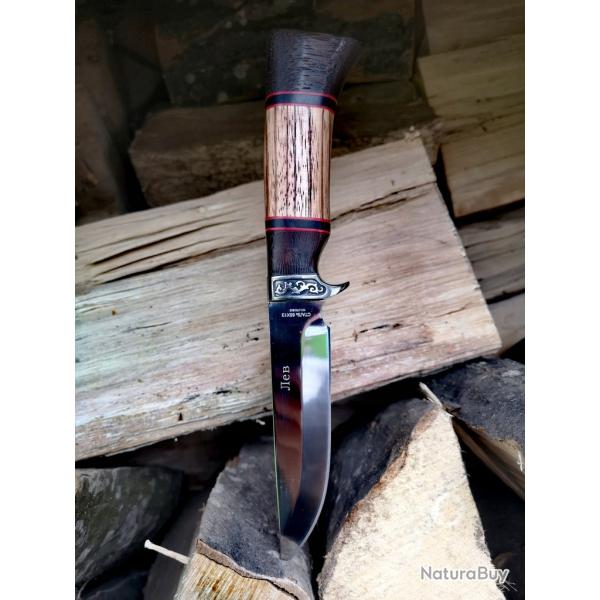 Couteau de chasse (manche en bois)