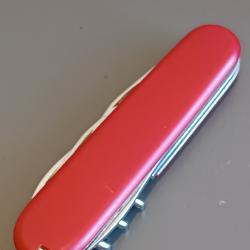 ANCIEN COUTEAU 6 pièces, VICTORINOX, SUISSE.
