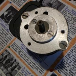 PETIT MOTEUR POUR AVION ALLEMAND