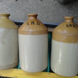Lot de 3 cruches S. R .D   Armée Britannique