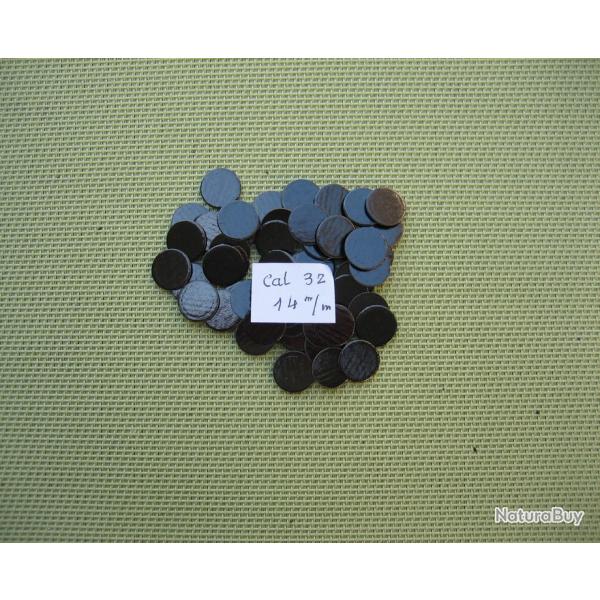Rares...  cartons  goudronns  cal  32  (14 mm)  paisseur  1 mm  origine  Manufrance