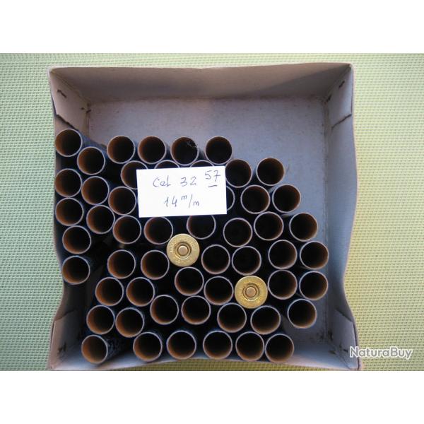 Collection ou usage... 57 Douilles carton cal 32 (14 mm) neuves marbres bleues d'origine Manufrance