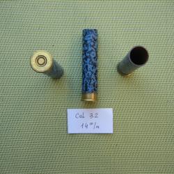 Collection ou usage...  Douille carton de cal 32 (14 mm) neuve marbrée bleue d'origine Manufrance