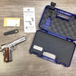 SMITH & WESSON - SW1911 - 45ACP