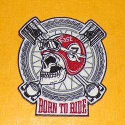 TISSU PATCH : BORN TO RIDE  , DIAMETRE 9 CM , BON ETAT VOIR PHOTOS . POUR TOUT RENSEIGNEMENT ME CON