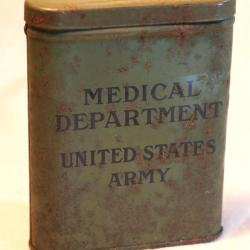 boite vide FIRST AID MEDICAL DEPARTMENT UNITED STATES ARMY BRA25MED001