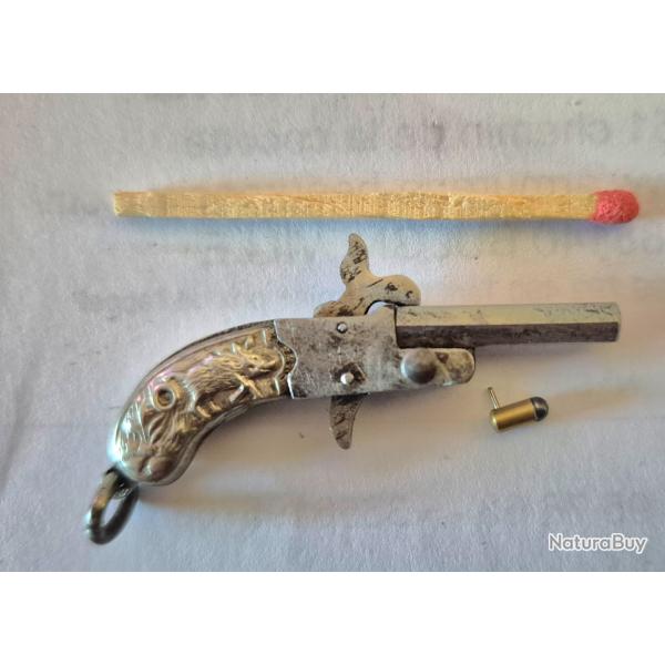 Pistolet Franz BERLOQUE de 1890, 2 mm a broche. Bon etat