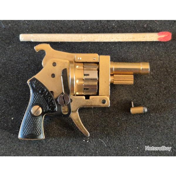 Revolver XYTHOS 2mm a broche comme neuf.