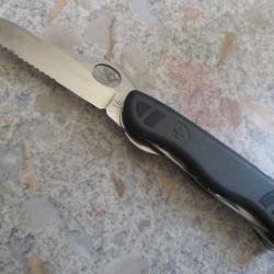 couteau victorinox du soldat suisse 2016