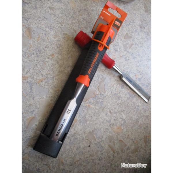 2 ciseaux  bois bahco 20 et 22 mm