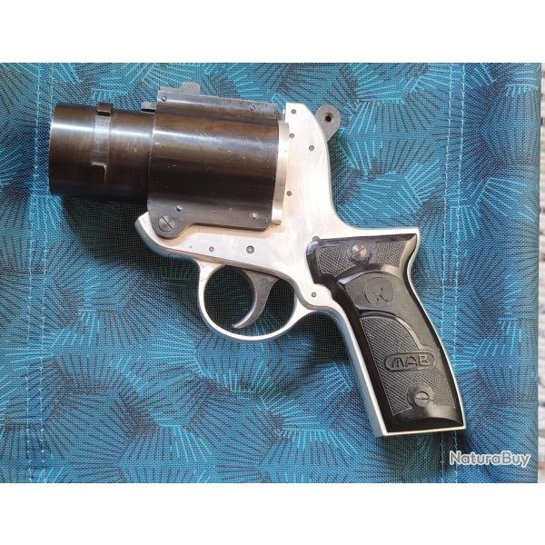 Pistolet lance fuse Franais 40mm aviation MAB modle 58