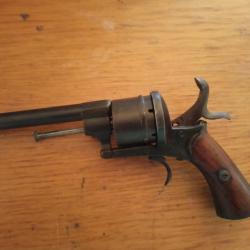 Revolver Cal 9mm a broche 1 SANS PRIS DE RÉSERVE