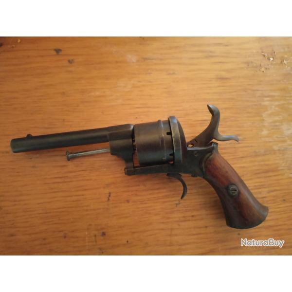 Revolver Cal 9mm a broche 1 SANS PRIS DE RSERVE