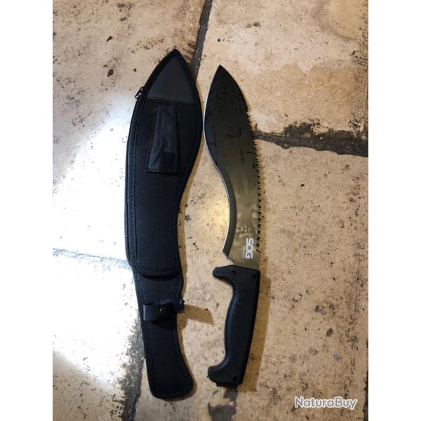 Machette SOG