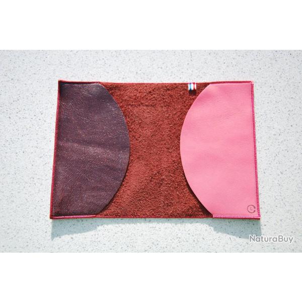 tui passeport en cuir d'agneau bordeaux satin et rose
