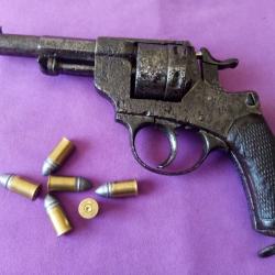 Revolver 1873 St Étienne. N°023736. 1876. Chamelot Delvigne. Catégorie D.