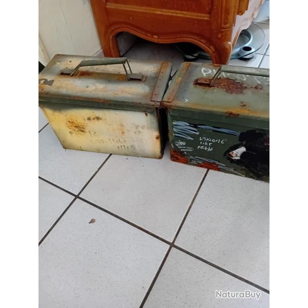 ENCHERE LOT DE DE 2 GRANDE CAISSE A MUNITION DES FORCES DE L'OTAN