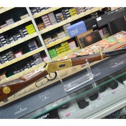 CARABINE A LEVIER SOUS GARDE WINCHESTER COMMEMORATIVE APACHE CALIBRE 30X30 D'OCCASION