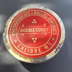 Boite de 250 cartouches anciennes de 6mm double culot à balles coniques