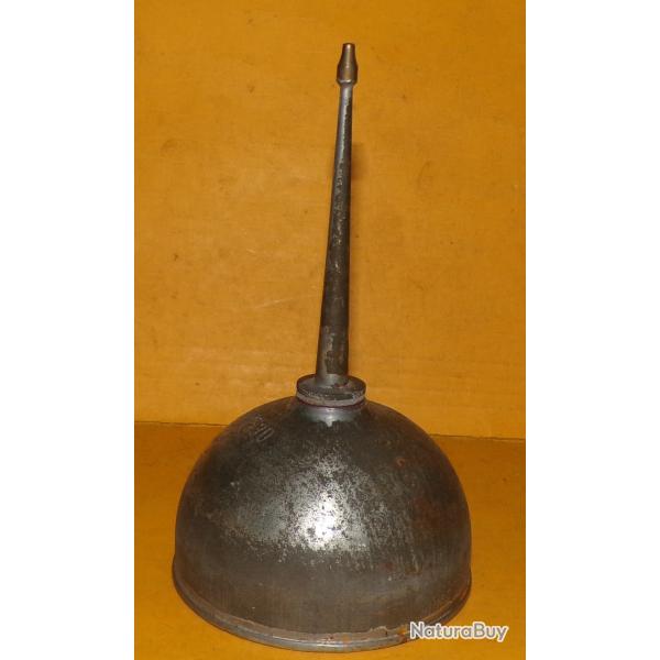 BURETTE A HUILE DE TYPE MILITAIRE DE L'ARMEE FRANCAISE ,   ETAT  VOIR PHOTOS . POUR TOUT RENSEIGNEME