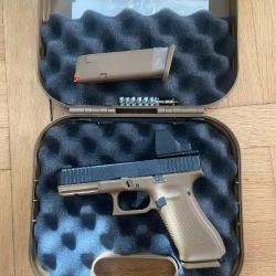 GLOCK 17 GEN 5 ARMEE FR - HOLOSUN + DETENTE PERFORMANCE + MULTIKIT CLEANING REAL AVID