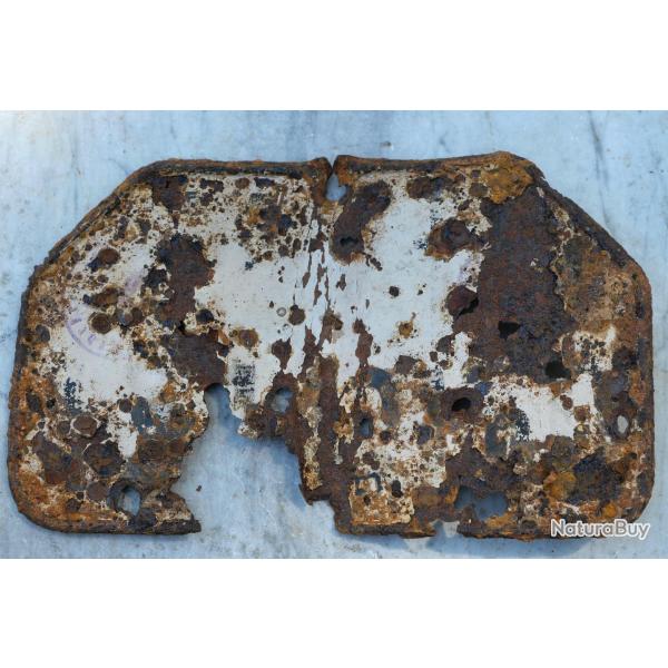 ARME ALLEMANDE - Plaque de moto allemande provenance Normandie 1944 ref GUI25PLA001
