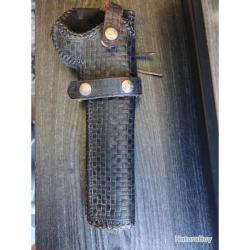 Holster cuir revolver 6 pouces