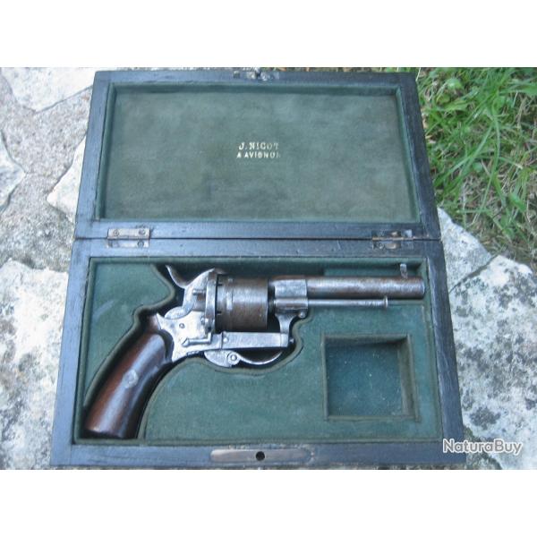 revolver a broche 7 mm, en coffret, poque Napoleon III