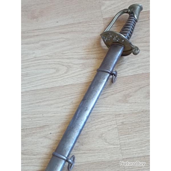 Sabre d'officier d'infanterie fabriqu par Mermilliod- Frres Chtellerault 1870.
