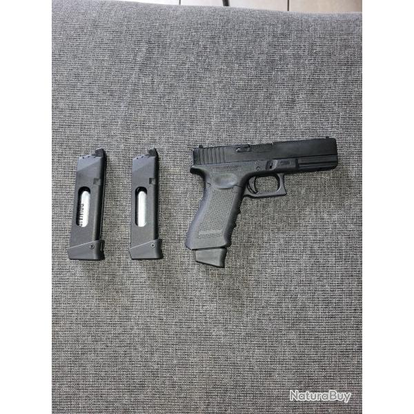 Glock 17 co2 sous licence glock avec 3 chargeurs