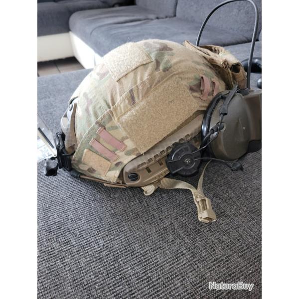 Casque avec comtac