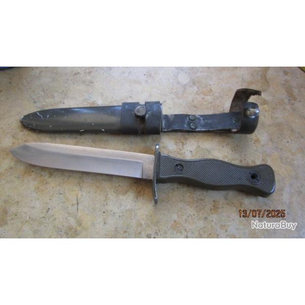 dague poignard combat arme allemande Bundeswehr rostfrei RFA Allemagne porte cuir couteau chasse
