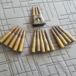 Lot de munitions 8 mm Lebel avec 1 clip.