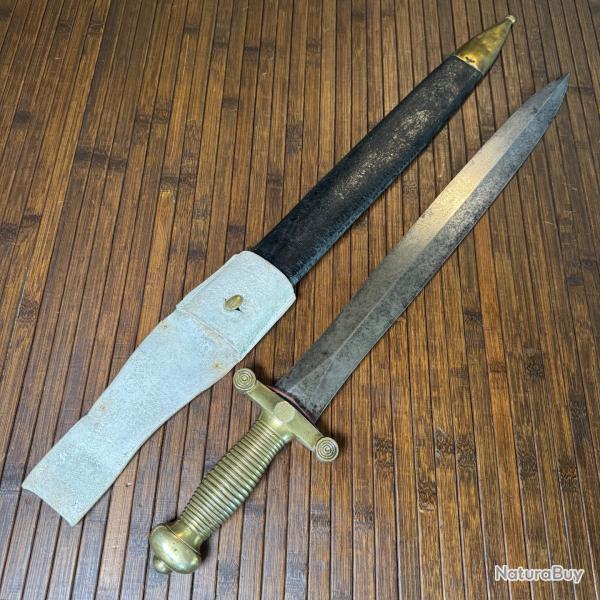 BEAU GLAIVE D'INFANTERIE MODLE 1832 AVEC SON FOURREAU ET SON GOUSSET EN CUIR BLANC