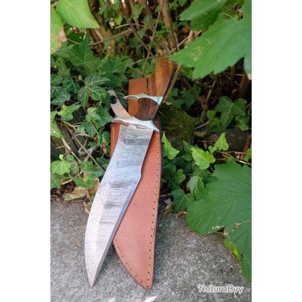 Poignard De Chasse Sub-Hilt Fighter Lame Acier Damas 256 Couches Manche Bois Etui Cuir F Artisan A1
