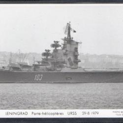 CPA - Marine Militaire - LENINGRAD  Porte - hélicoptères  URSS 29-8-1979 N°3655