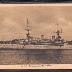 CPA - Marine Militaire - Cuirasse " JEANNE D'ARC " N°3665