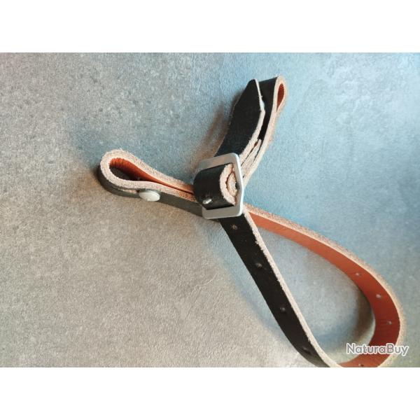 Jugulaire cuir de casques Allemands LW - WH - KM Modle 35 - 40 avec marquage 1940 REPRODUCTION